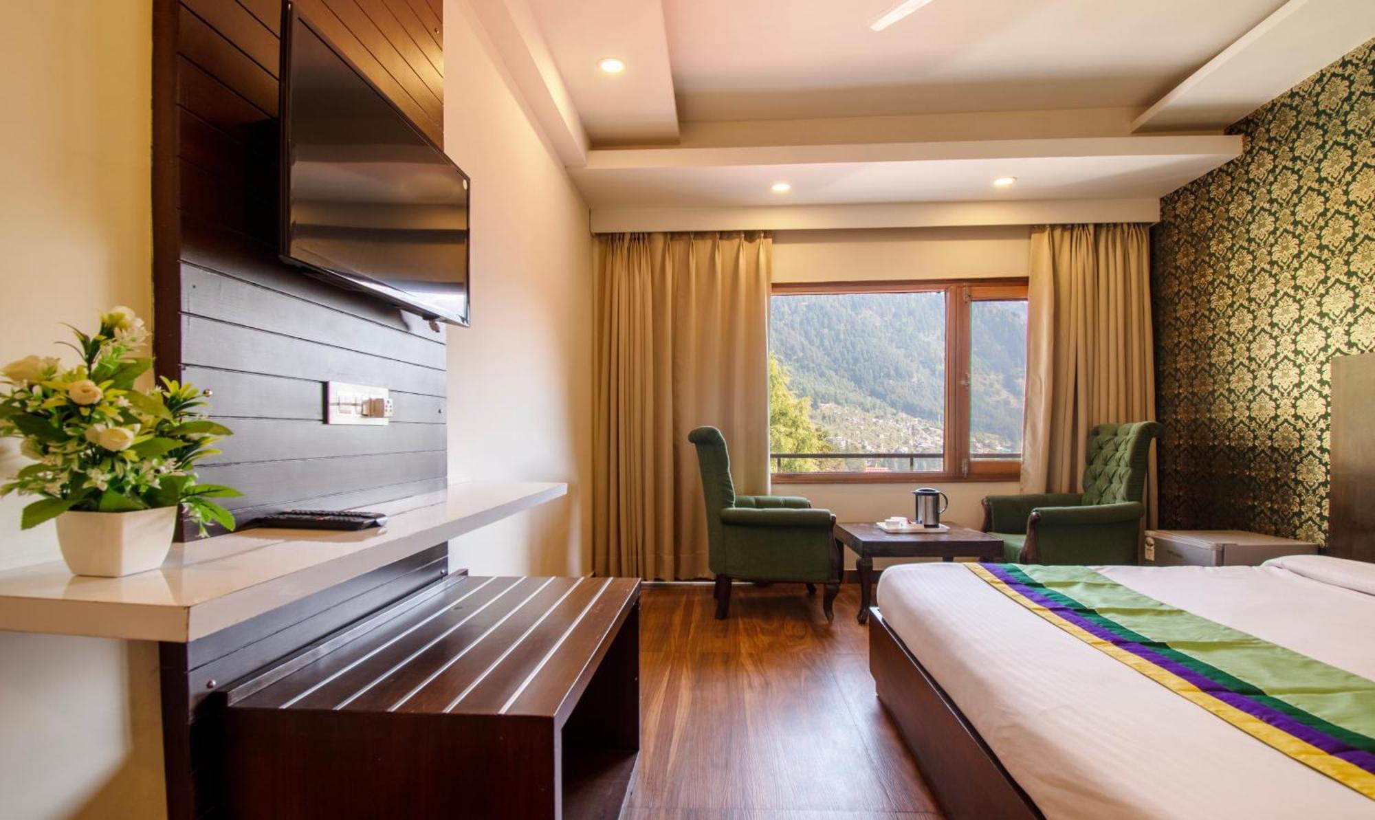Ambika Residency, Near Hidimba Devi Temple Hotel Manāli Екстериор снимка