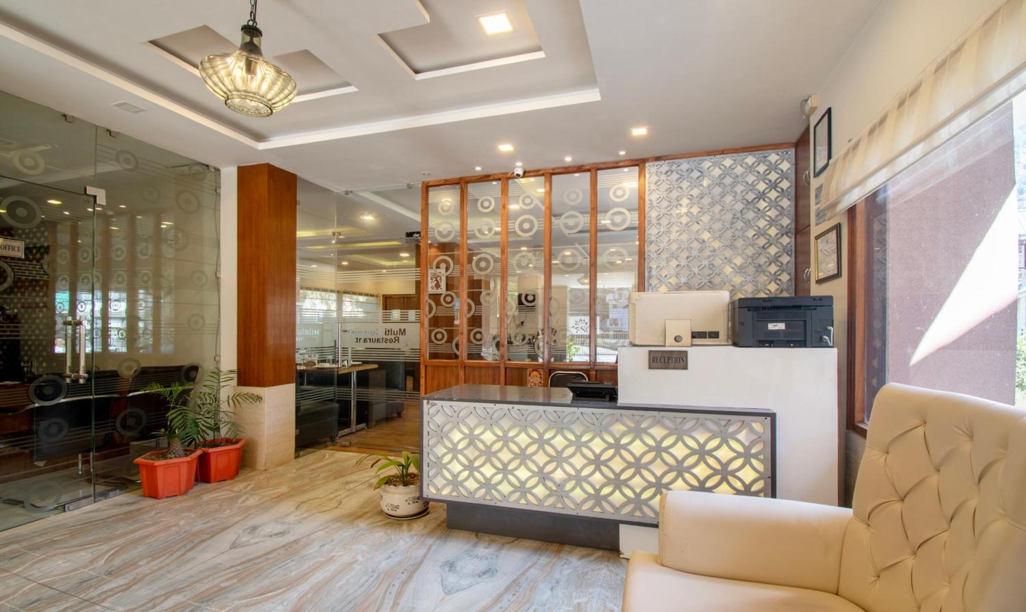 Ambika Residency, Near Hidimba Devi Temple Hotel Manāli Екстериор снимка